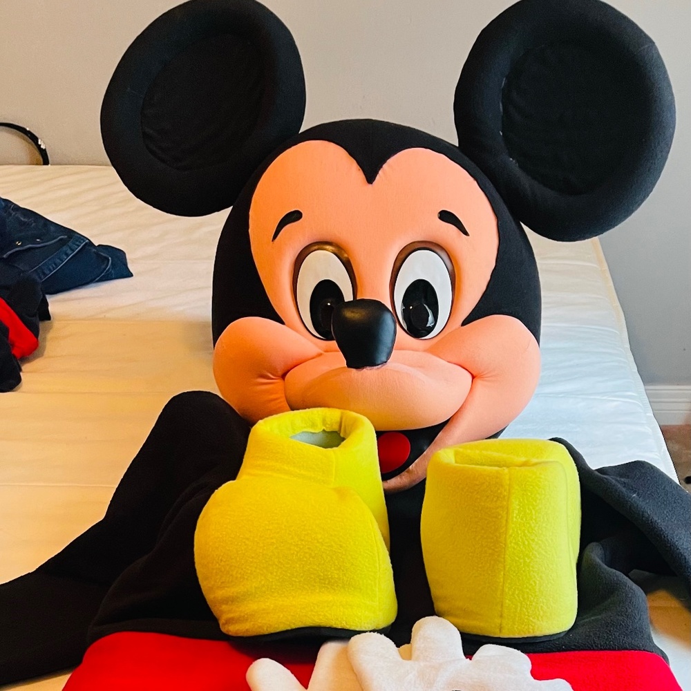 Mikkey mascot